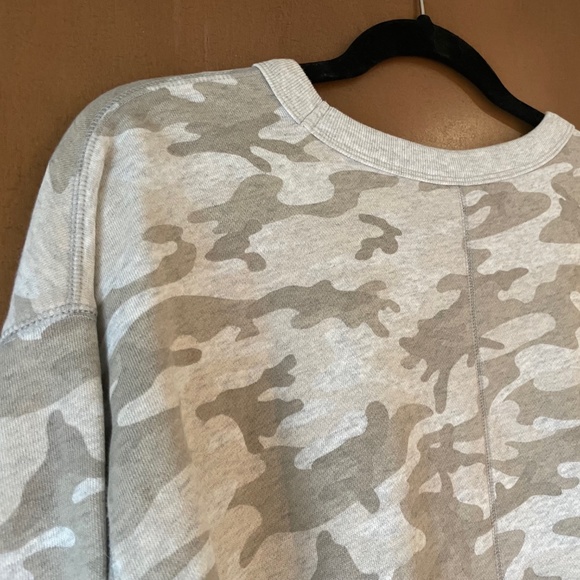 GAP Camo Sweatshirt Dress XS :: CUTE and COMFY!!! - Picture 4 of 9